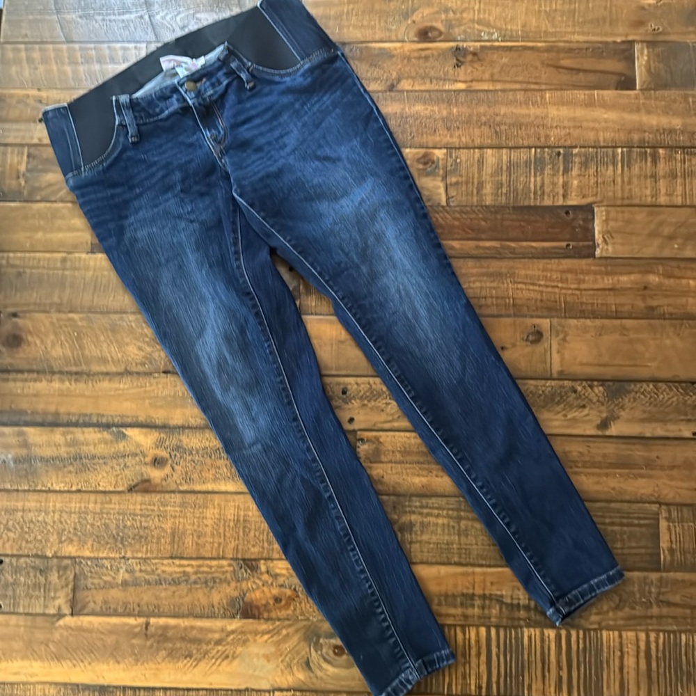 Maternity jeans size 26